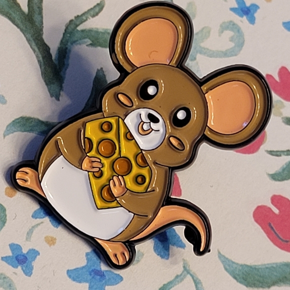 Happy Mouse With Cheese Enamel Pin - Picture 2 of 10
